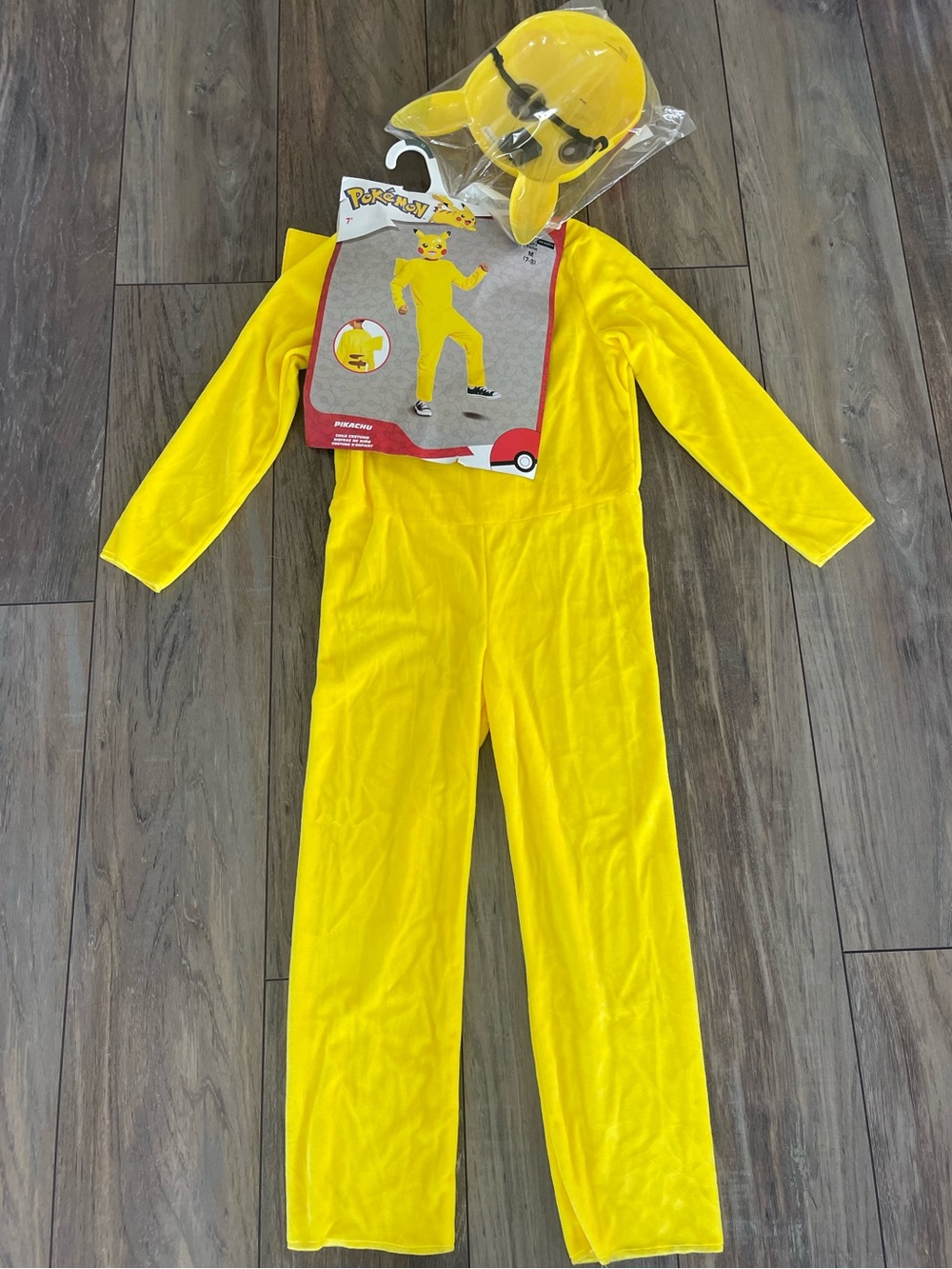 Pokémon Pikachu yellow Kids' Classic Halloween Costume Jumpsuit M (7-8) NWT